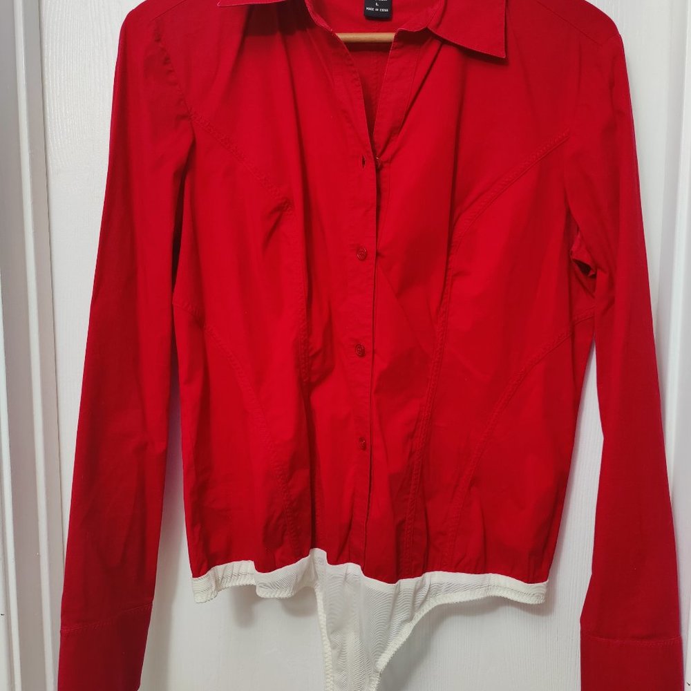 Moda International Long Sleeve Button Up Shirt Body Sit